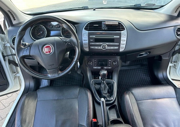 Fiat Bravo cena 23900 przebieg: 157561, rok produkcji 2014 z Gostyń małe 121